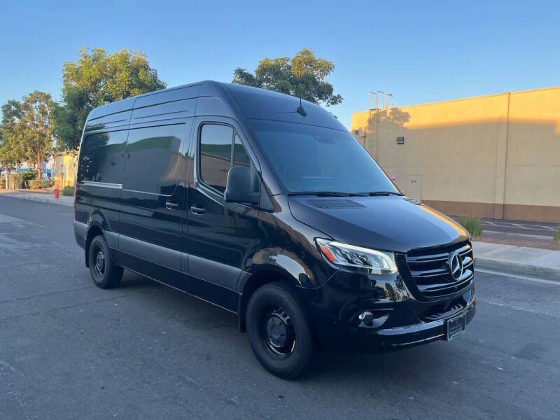 mercedes-benz sprinter cargo van 2024 W1Y4NBHY1RT186910 image mercedes-benz sprinter cargo van 2024 W1Y4NBHY1RT186910 image